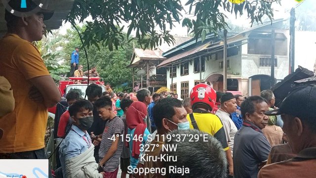 Kebakaran melanda sejumlah rumah di RT 01, Kelurahan Mangkoso, Kecamatan Soppeng Riaja, Kabupaten Barru.