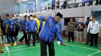Sekdaprov Sulsel Abdul Hayat Buka Turnamen Bulutangkis KORPRI CUP I
