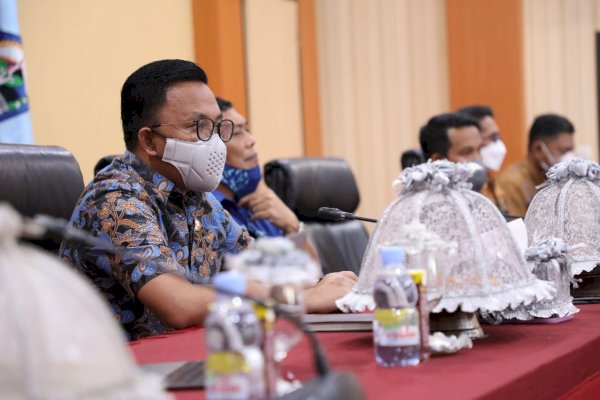 Ilham Azikin Beber Capaian Tiga Program Unggulan di Forum Konsultasi Publik