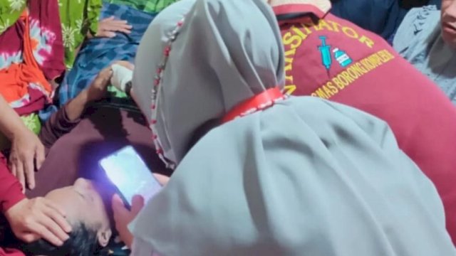 Seorang Warga Sinjai Sulsel yang ditemukan Tewas Gantung diri.