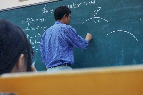 Keterlaluan, Universitas Negeri Ini Gaji Dosen Lulusan S2 Lebih Rendah dari Petugas Parkir