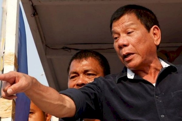 Presiden Filipina Duterte: Kalau Ada Warga yang Belum Vaksin Keluyuran di Jalan Tangkap!