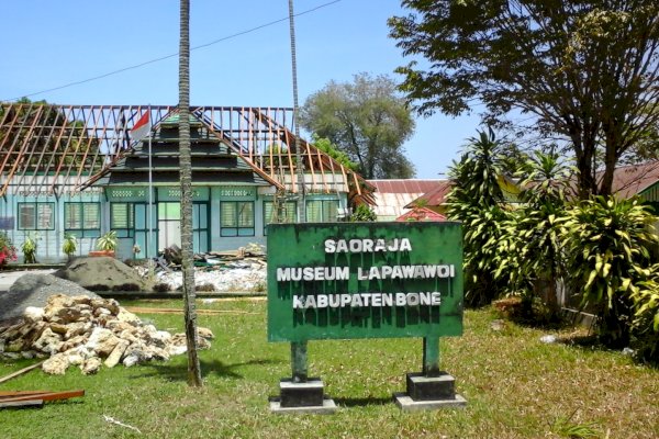 Museum Lapawawoi Bone Sulsel Dibobol Maling, Duplikat Rambut Raja Bone hingga Stempel Kerajaan Hilang