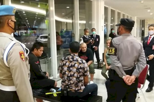 Beringas, Pria Berkepala Pelontos asal Yordania Pukul Polisi dan 2 Petugas Bandara