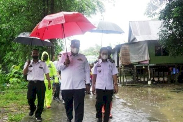 Kunjungan Bupati Maros Chaidir Syam ke Kampung Pallangga Disambut Antusiasme Warga