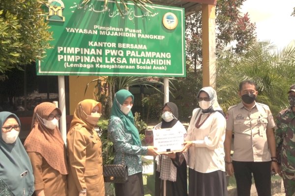 Ketua TP PKK Pangkep Nurlita Anjangsana Ke Panti Asuhan: Semoga Bermanfaat Bagi Adik-adik Kita