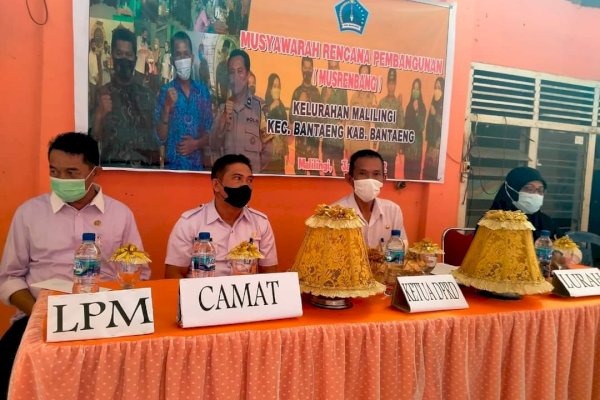 Pelaksanaan Musrenbang, Warga Malilingi Bantaeng Antusias Ikut Pelatihan Pertanian Alami