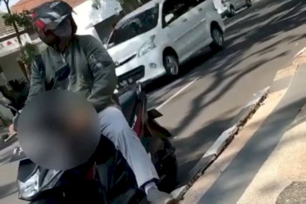 Viral Pria di Bone Sulsel Pamer Alat Vital di Jalanan