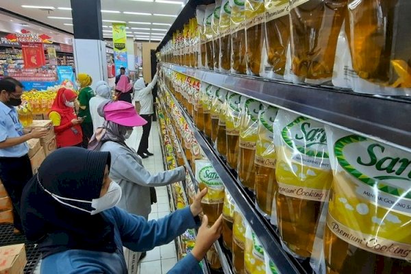 Resmi! Hari Ini Harga Minyak Goreng Eceran Rp 11.500/Liter Berlaku
