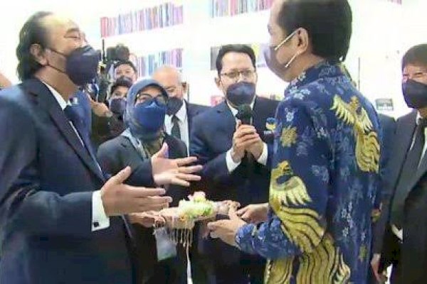 Jokowi Launching NasDem Tower, Sapa Surya Paloh Sahabat Dekat-Teman Curhat