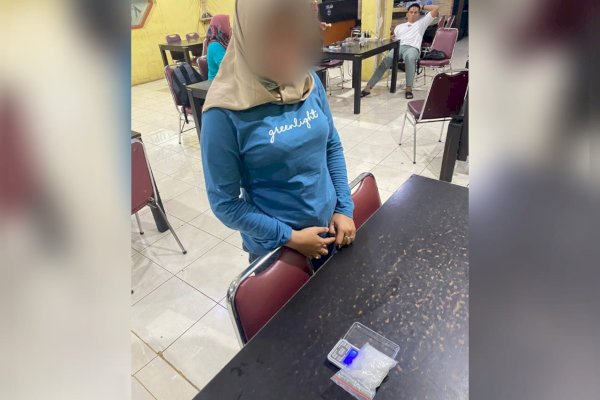 Kerap Transaksi Narkoba di Apartemen Mewah, Wanita Cantik di Makassar Dicokok Polisi