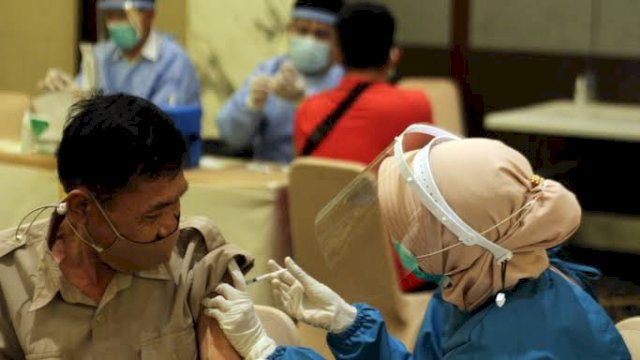 Hebat, Vaksinasi Covid-19 di Kabupaten Maros Capai 70 Persen