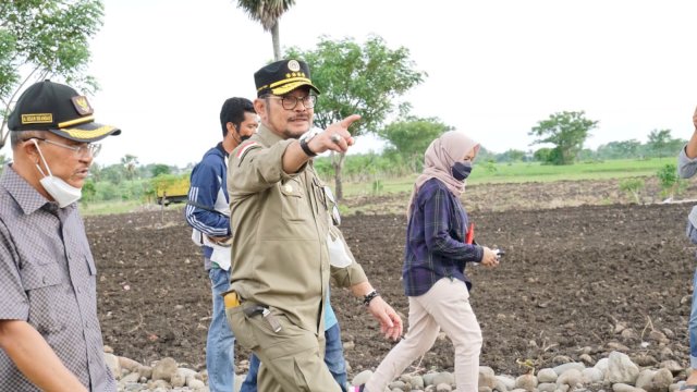 Mentan Syahrul Kejar Tanam Jagung di Jeneponto Sulsel