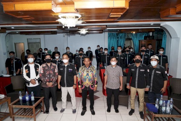 Buka Muswil Asosiasi Media Sosial Siber Sulsel, Syaharuddin Alrif: Terus Berkontribusi Positif untuk Daerah