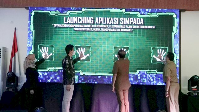 Bapenda Luwu Kolaborasi Bank Sulselbar Luncurkan Aplikasi Simpada.