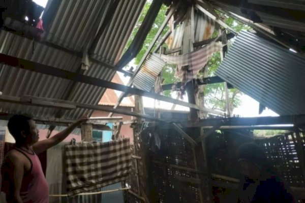 Lapor Pak Bupati Jeneponto! Ini Ada Warganya yang Tinggal Dirumah Nyaris Roboh dan 4 Anaknya Putus Sekolah, Butuh Bantuan