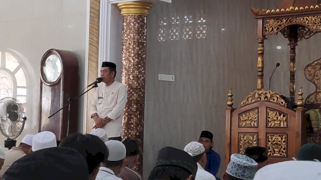 Camat Sangkarrang Ramli Lallo.