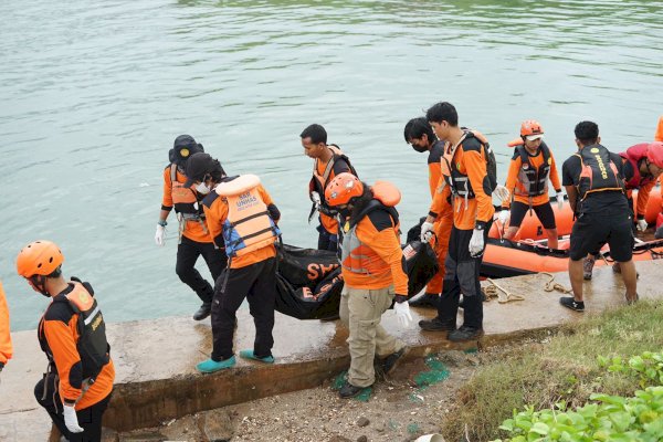 Korban Hilang Akibat Kapal Pecah di Makassar Ditemukan Tewas Setelah 3 Hari Pencarian