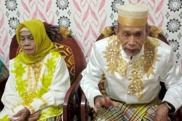 Viral! Pasangan Lansia di Bone Sulsel Menikah Usia 65 dan 75 Tahun, Ini Potretnya