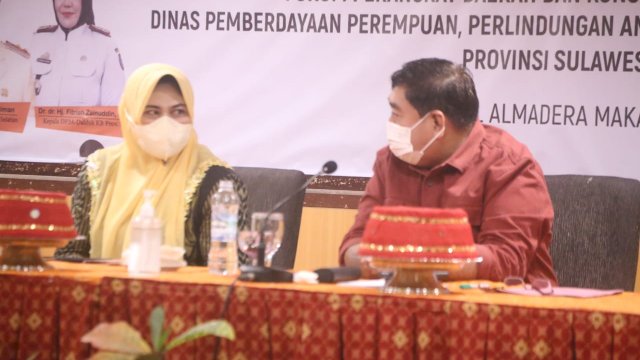 Sekda Abdul Hayat saat Buka Perencanaan Program DP3AP2KB Sulsel.