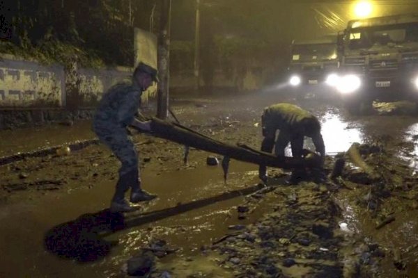 Banjir di Ekuador: 22 Orang Tewas, Batu dan Lumpur Hiasi Jalanan Ibu Kota