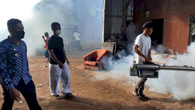 Dinas Kesehatan Bantaeng Gencarkan Fogging untuk Cegah Penularan DBD