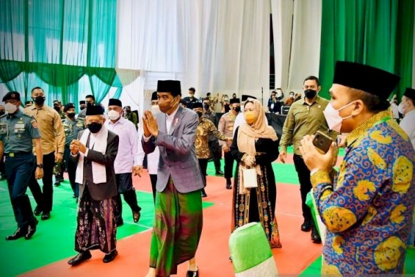 Jokowi Minta Para Kiai NU untuk Membujuknya Pulang, Ainun: Tidak Menyangka