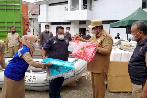 Pemkab Maros Dapat Bantuan Logistik dari Kemensos