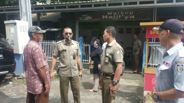 PD Parkir Makassar Tetapkan Jukir Pengurai Kemacetan.