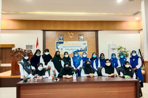 Rakor Forum KKS Luwu, Hayarna: Kita Evaluasi Penyelenggaraan 5 Pilar STBM