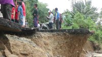 Jembatan Terputus Akibat Banjir, Jalur Palu-Poso Sulteng Belum Dapat Dilalui