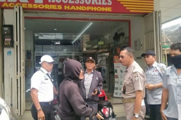 PD Parkir Makassar Beri Pemahaman kepada Jukir Agar Berikan Pelayanan Maksimal Kepada Masyarakat
