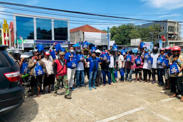 Jumat Berkah, Legislator NasDem Sulsel H Irwan Salurkan Bantuan ke Ratusan Pebentor di Pangkep