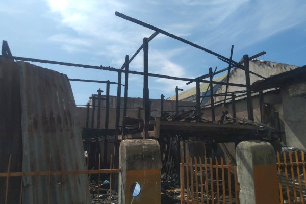 Gubernur Sulsel Instruksikan BPBD Kirim Bantuan ke Korban Kebakaran di Daeng Tata