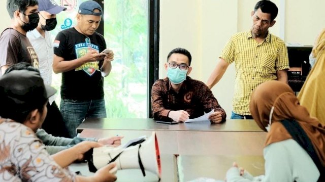 Sekretaris Komisi B DPRD Makassar Andi Hadi Ibrahim Terima Aspirasi SRMI Makassar.