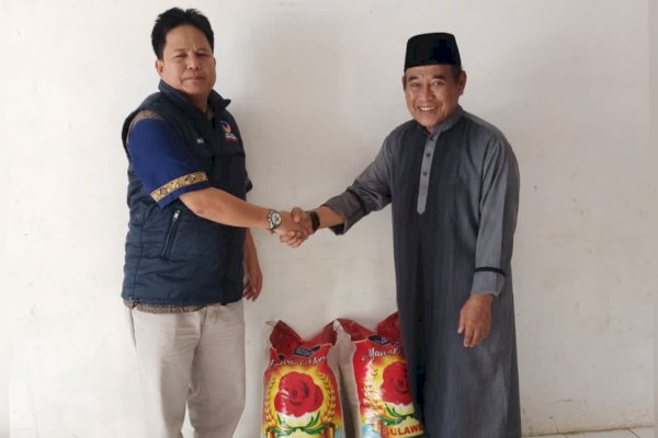Lagi, Kader NasDem Sinjai Sulsel Turun Berbagi Jumat Berkah, Fokus ke Pondok Pesantren