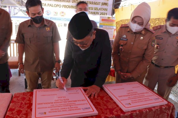 Walikota Palopo Judas Amir Resmikan Program KOTAKU