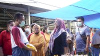 Dukung Ekonomi Kecil, Gubernur Sulsel Ajak Warga Berbelanja di Pasar Tradisional