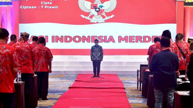 Gubernur Sulawesi Selatan Andi Sudirman Sulaiman.