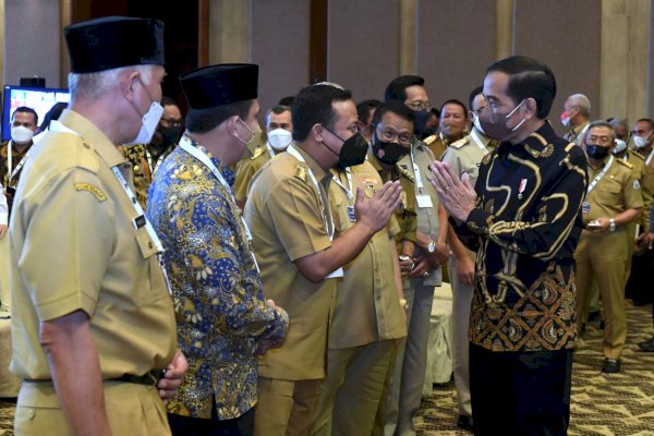 Ikuti Pengarahan Presiden, Gubernur Sulsel Dorong Penggunaan Barang Dalam Negeri