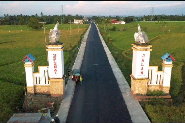 2022, Penanganan Jalan Rusak di Cabbenge – Soppeng Sulsel Dilanjutkan