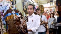 Jokowi Ajak Masyarakat Cintai Produk Buatan dalam Negeri: Utamanya Produk Kerajinan UMKM