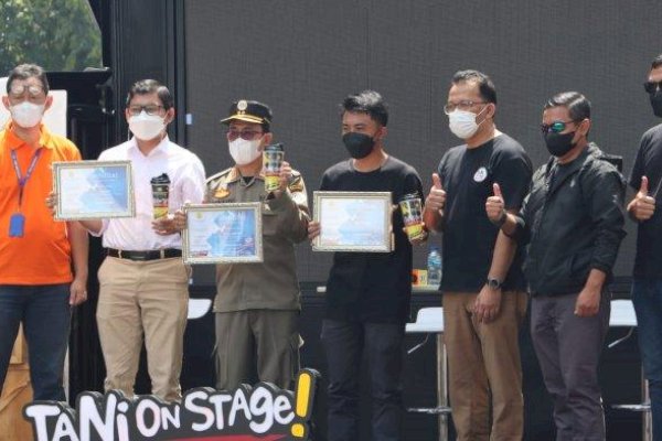 TANI ON STAGE, Panggung Eksportir Muda Berbicara Pertanian 