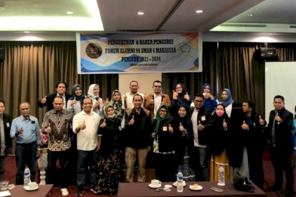 Ketua DPRD Makassar Rudianto Lallo Kukuhkan Forum Pengurus Alumni 99 SMAN 6 Makassar