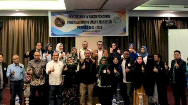 Ketua DPRD Makassar Rudianto Lallo Kukuhkan Forum Pengurus Alumni 99 SMAN 6 Makassar