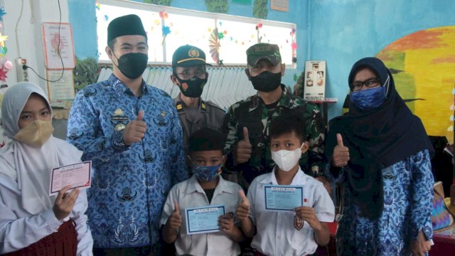 Ingat, Vaksin Anak Sekolah Dasar di Pangkep Dimulai