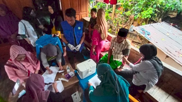 Warga Pegunungan Pangkep Antusias Ikut Vaksinasi Covid-19