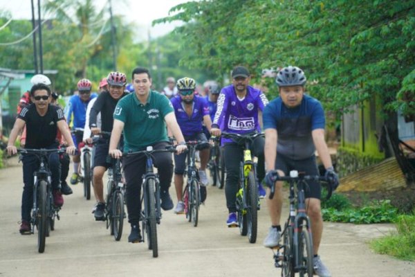 Bupati Pangkep Yusran Dengar Aspirasi Warga Lewat Gowes Akhir Pekan
