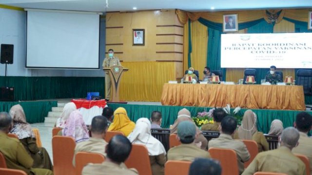 Pemkab Pangkep Bersama Forkopimda Rakor Percepatan Vaksinasi