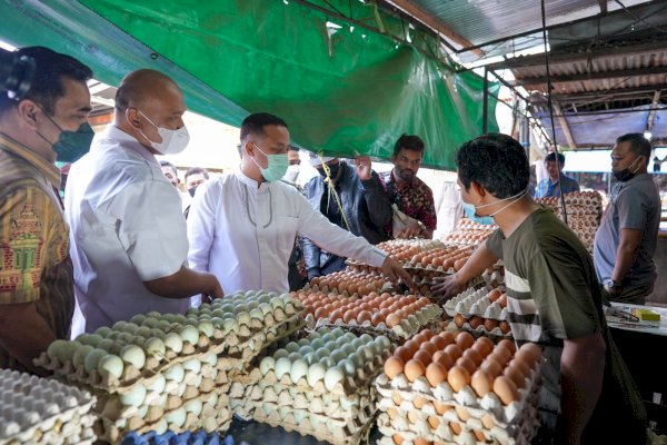 Pantau Bahan Pokok Jelang Lebaran, Gubernur Sulsel Sasar Pasar Terong Makassar